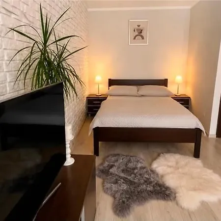 Apartament Apartament, Mieszkanie Prywatne *